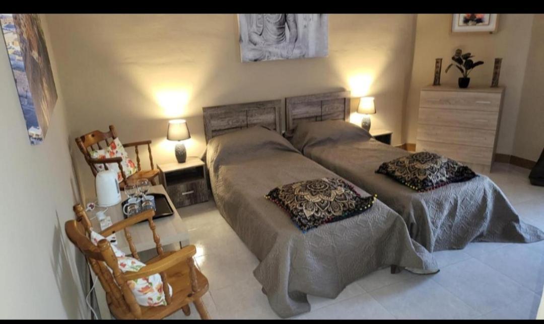 Lotus Guest House Malta Gzira Ngoại thất bức ảnh