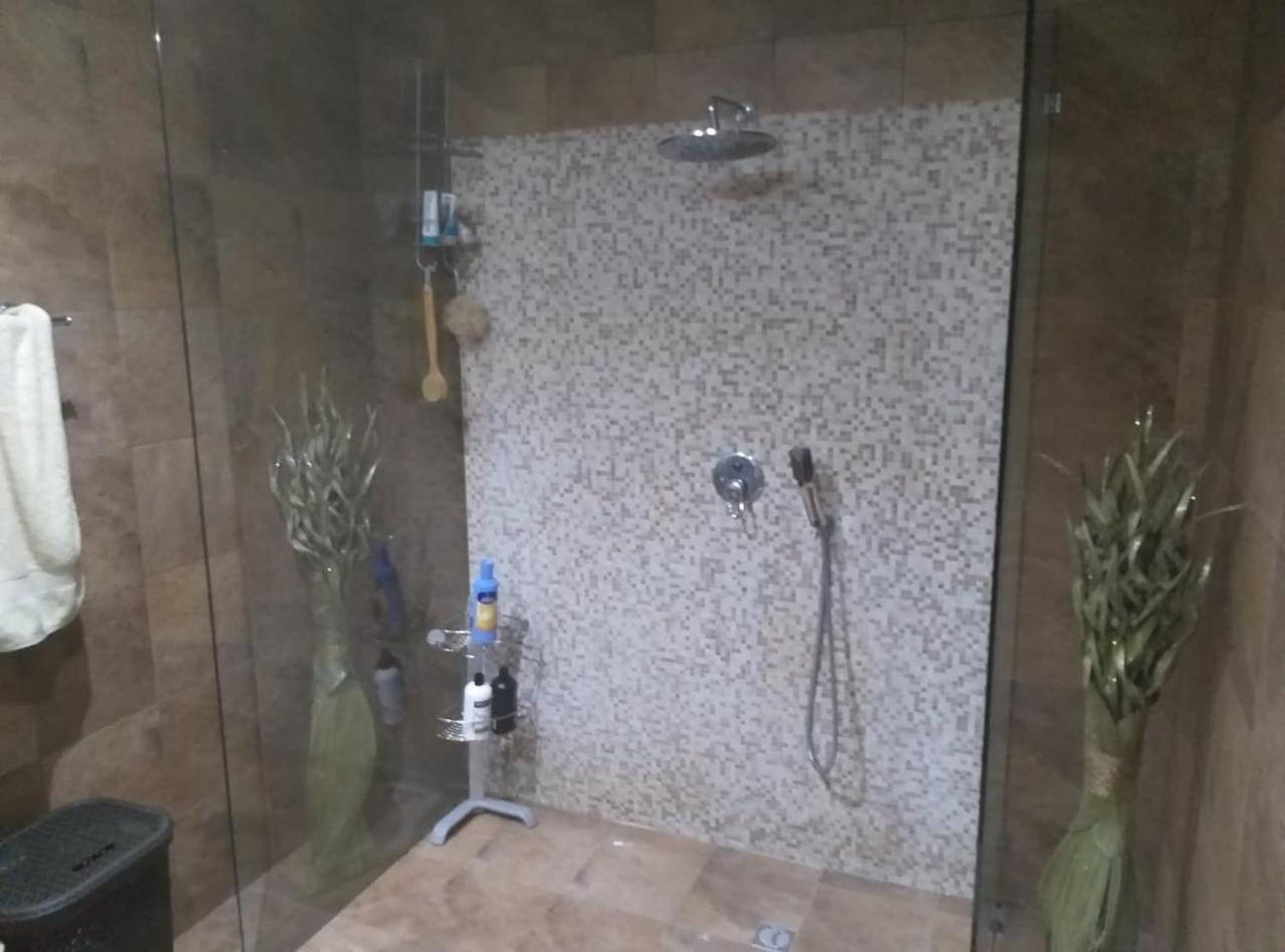 Lotus Guest House Malta Gzira Ngoại thất bức ảnh